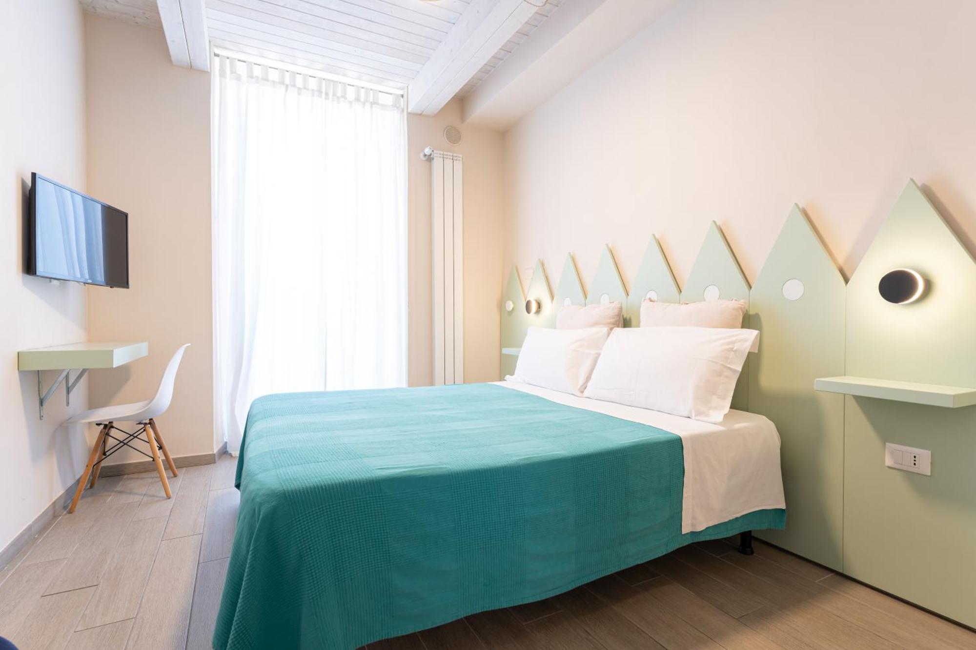 Oceano Rooms Термоли Екстериор снимка