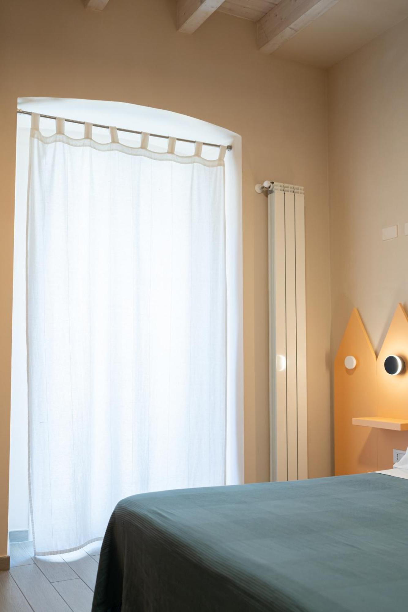Oceano Rooms Термоли Екстериор снимка